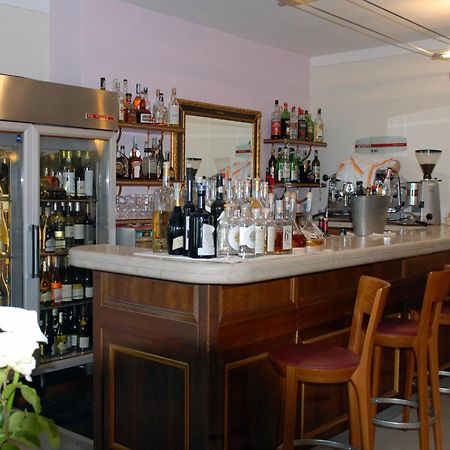 Locanda Da Vittorio มาแนร์บา เดล การ์ดา ภายนอก รูปภาพ