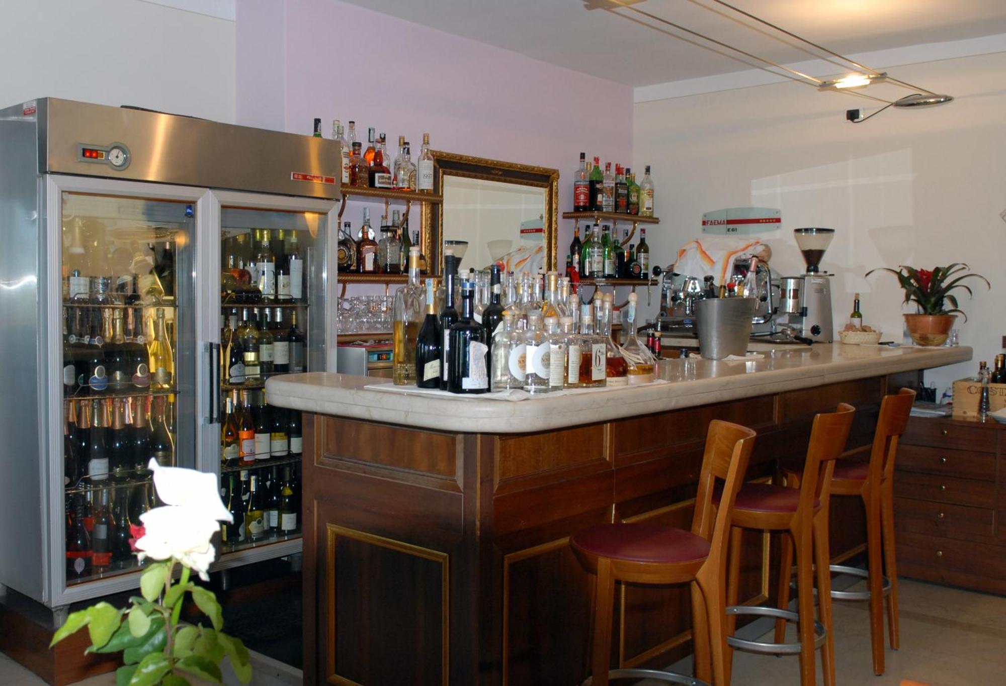 Locanda Da Vittorio มาแนร์บา เดล การ์ดา ภายนอก รูปภาพ
