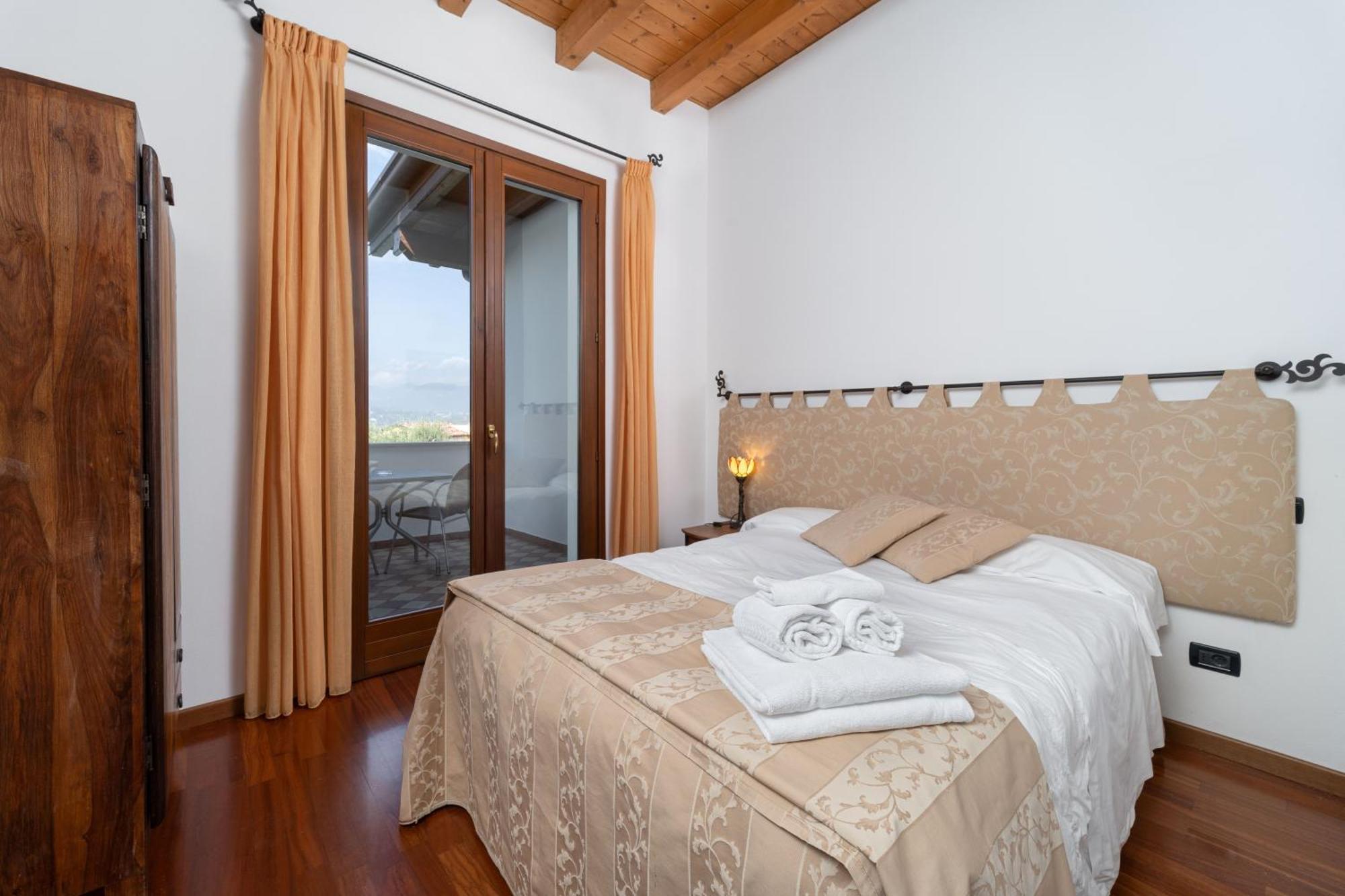 Locanda Da Vittorio มาแนร์บา เดล การ์ดา ภายนอก รูปภาพ