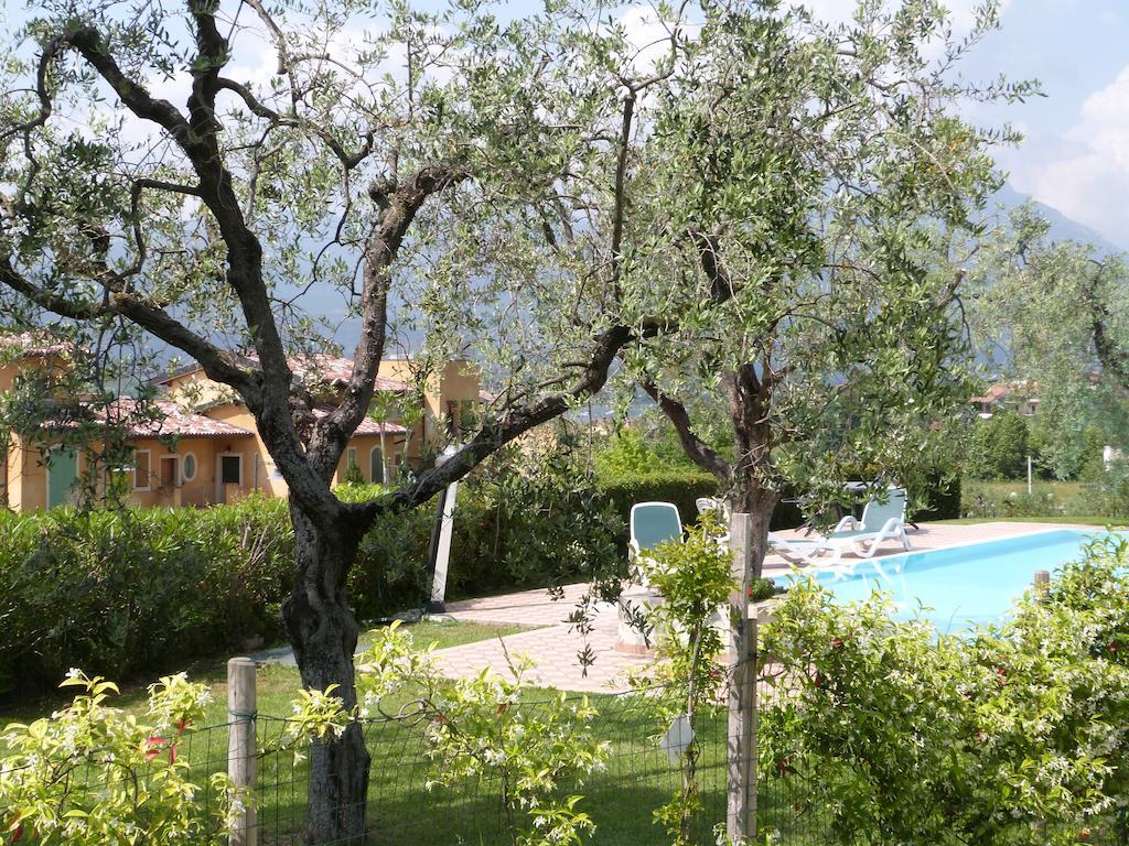 Locanda Da Vittorio มาแนร์บา เดล การ์ดา ภายนอก รูปภาพ